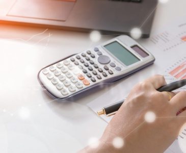 economics-laptop-calculator